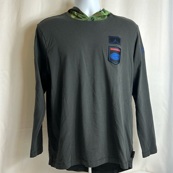 Jordan Men’s Size Medium FL Gators Gray Camouflage Long Sleeve Cotton Hoodie - Picture 1 of 8